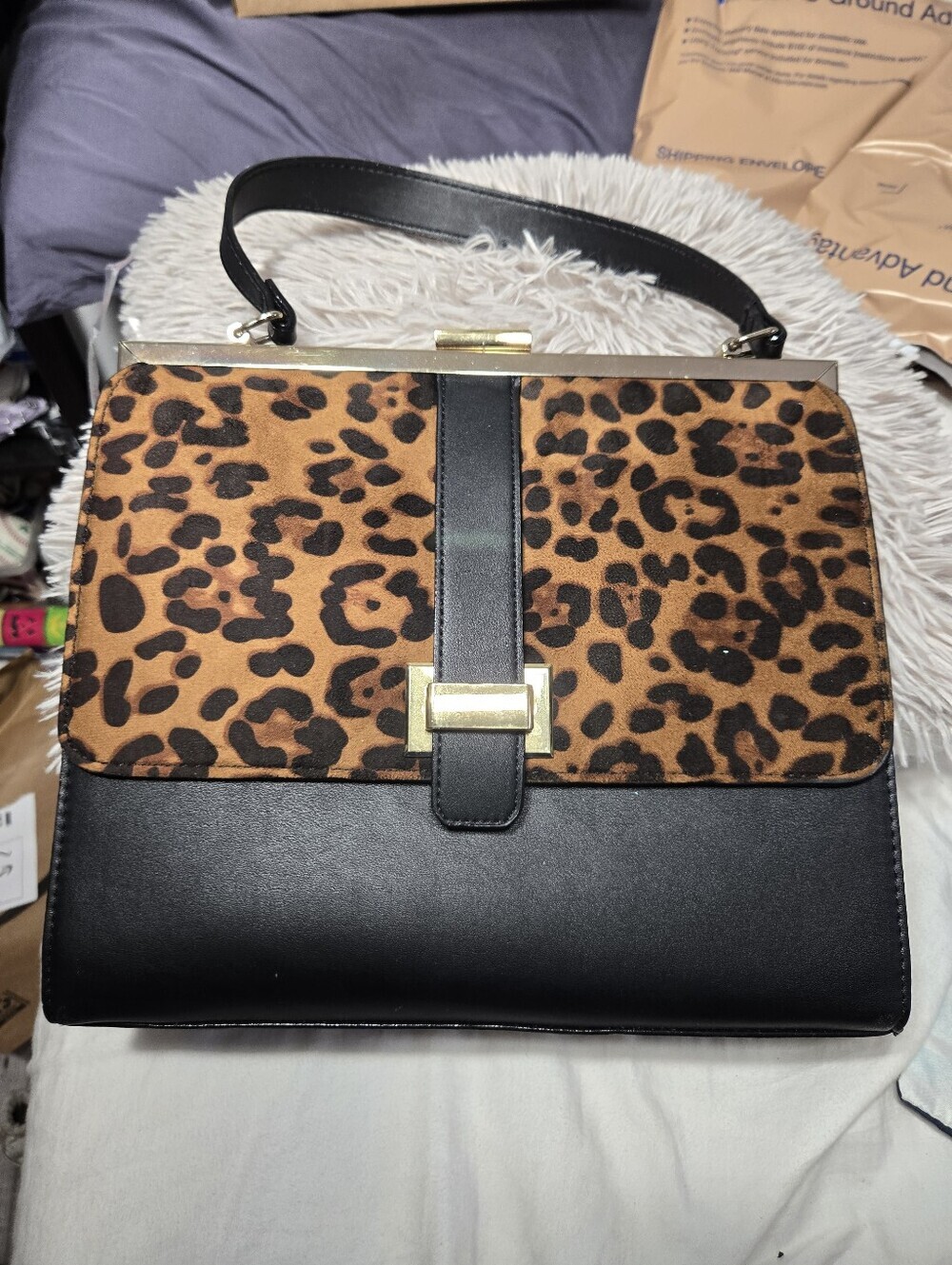 Gianni Bini Women's Handbag Leopard Print